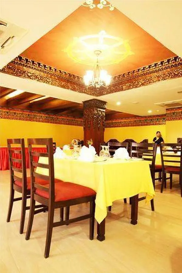 ****  Hotel Tibet International Katmandou Népal